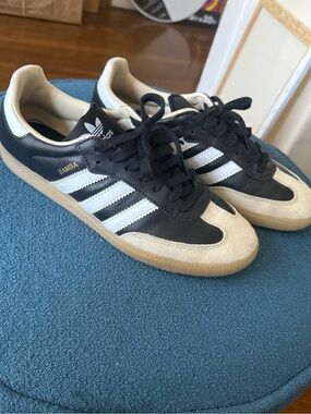 adidas Samba Men's Black and White Leather Sneakers